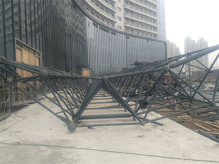 中卫万豪酒店雨棚网架